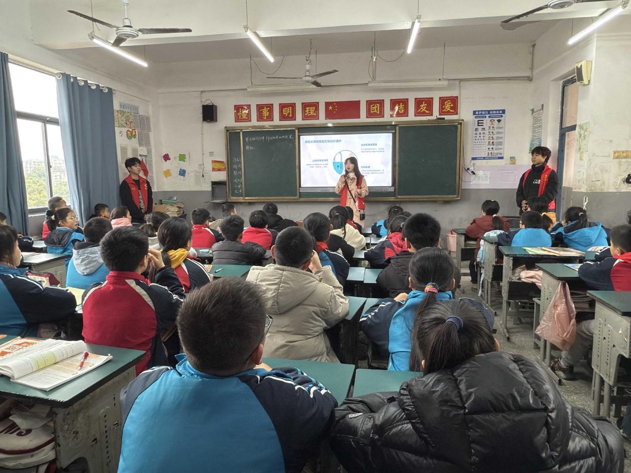 正在上传...