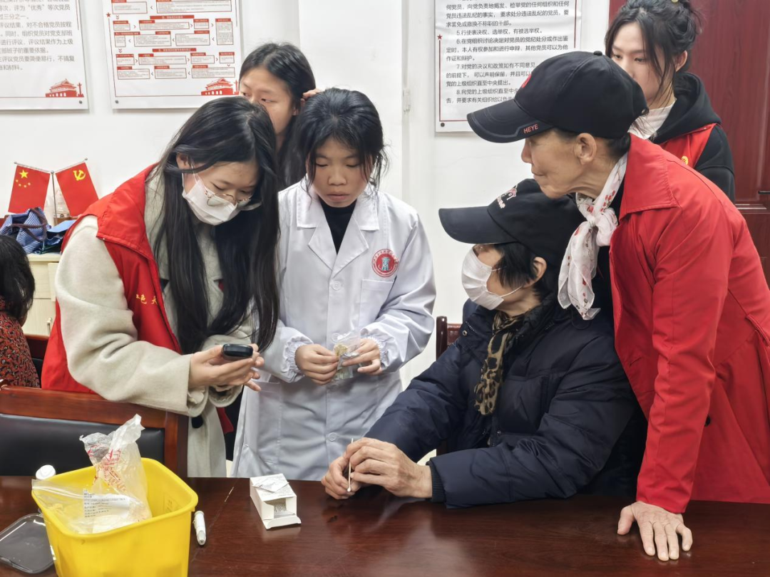正在上传...