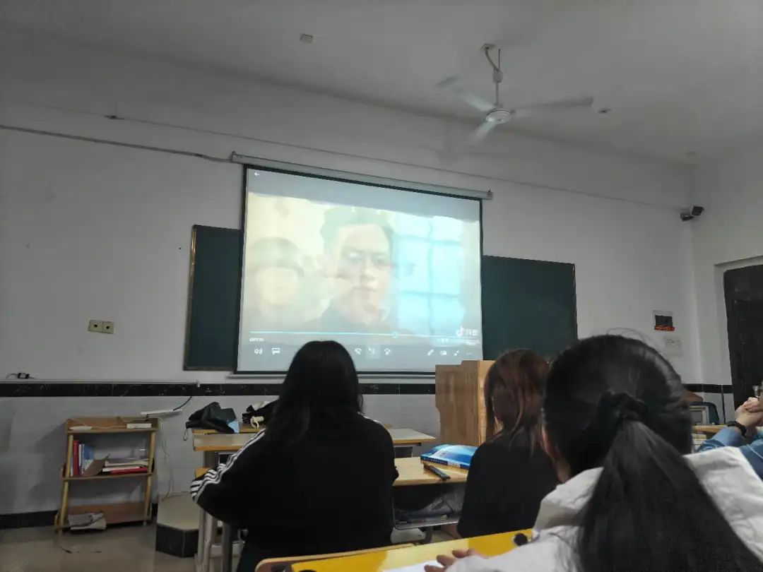 正在上传...