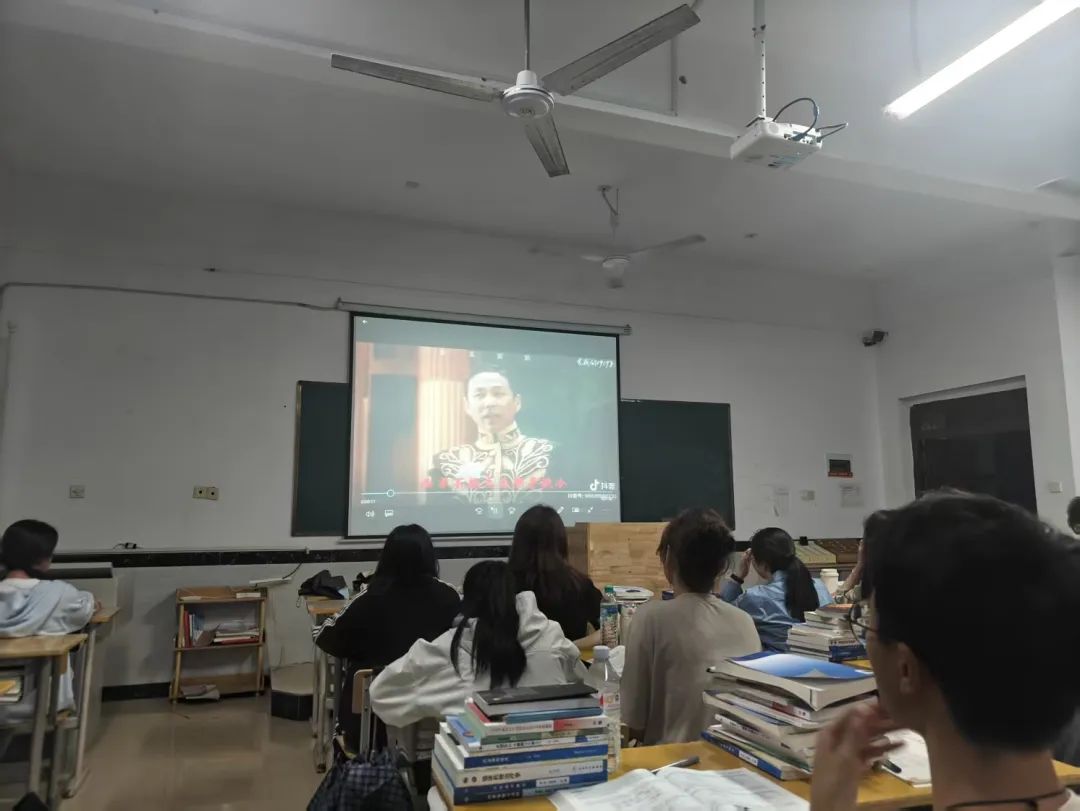 正在上传...