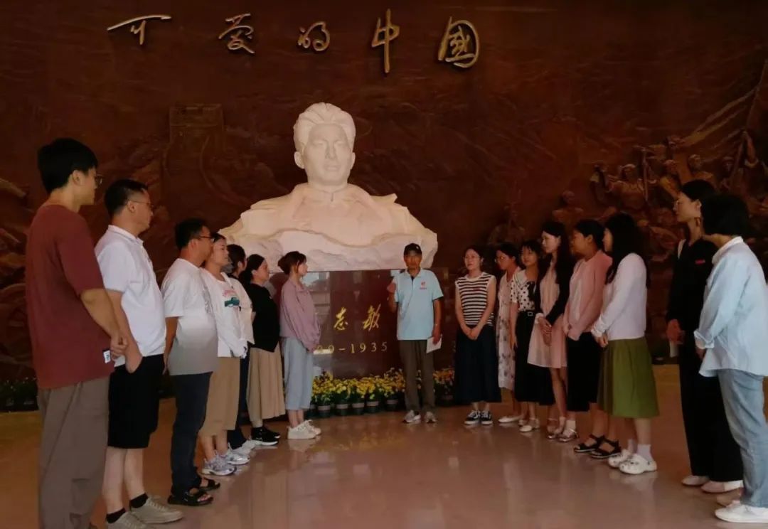 正在上传...
