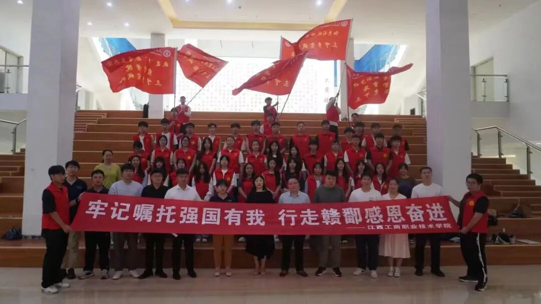 正在上传... 正在上传...