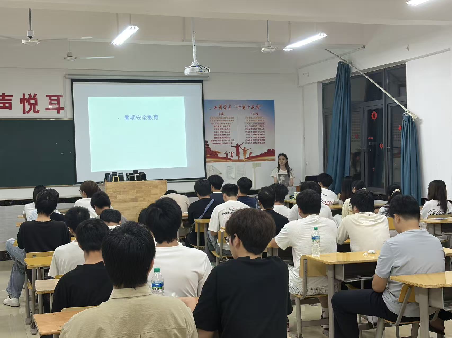 正在上传...